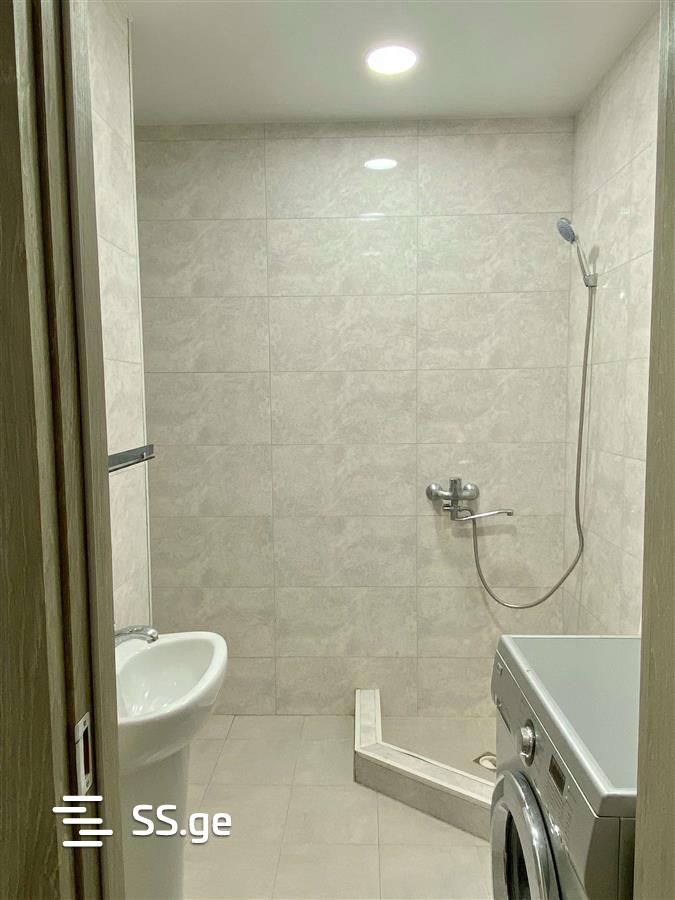 2 Room Flat Daily Rent. Kutaisi view 10