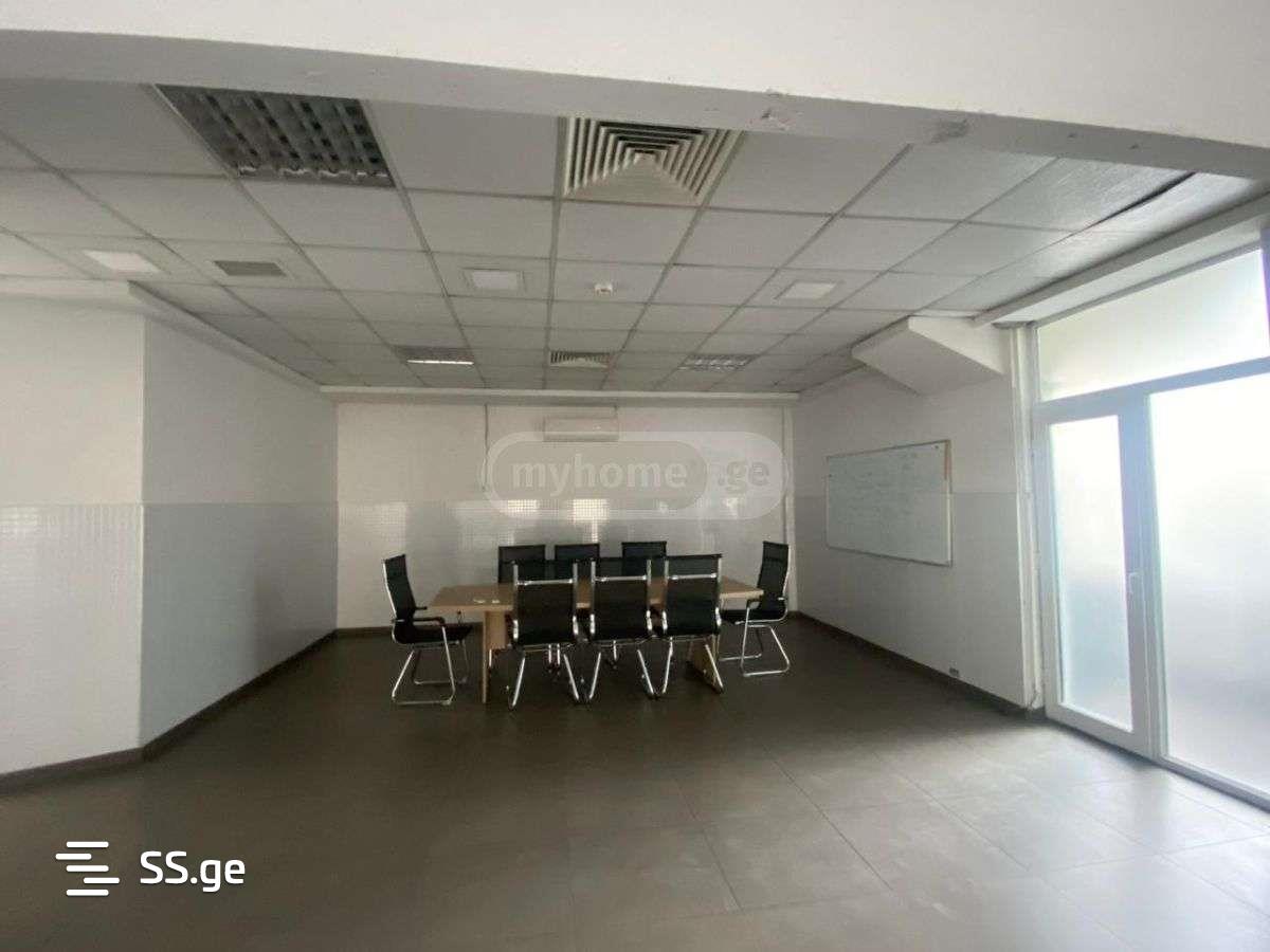 Commercial Real Estate For Rent. Chugureti view 9