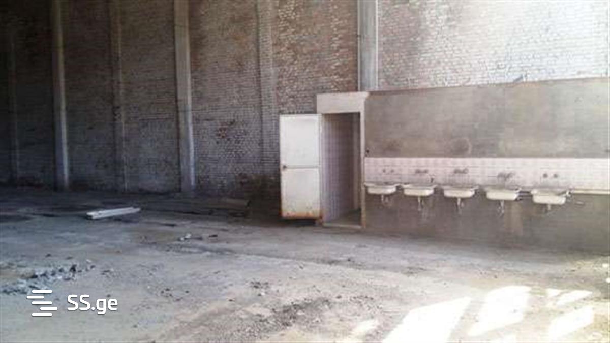Store-Industrial Property For Rent. Isani view 4