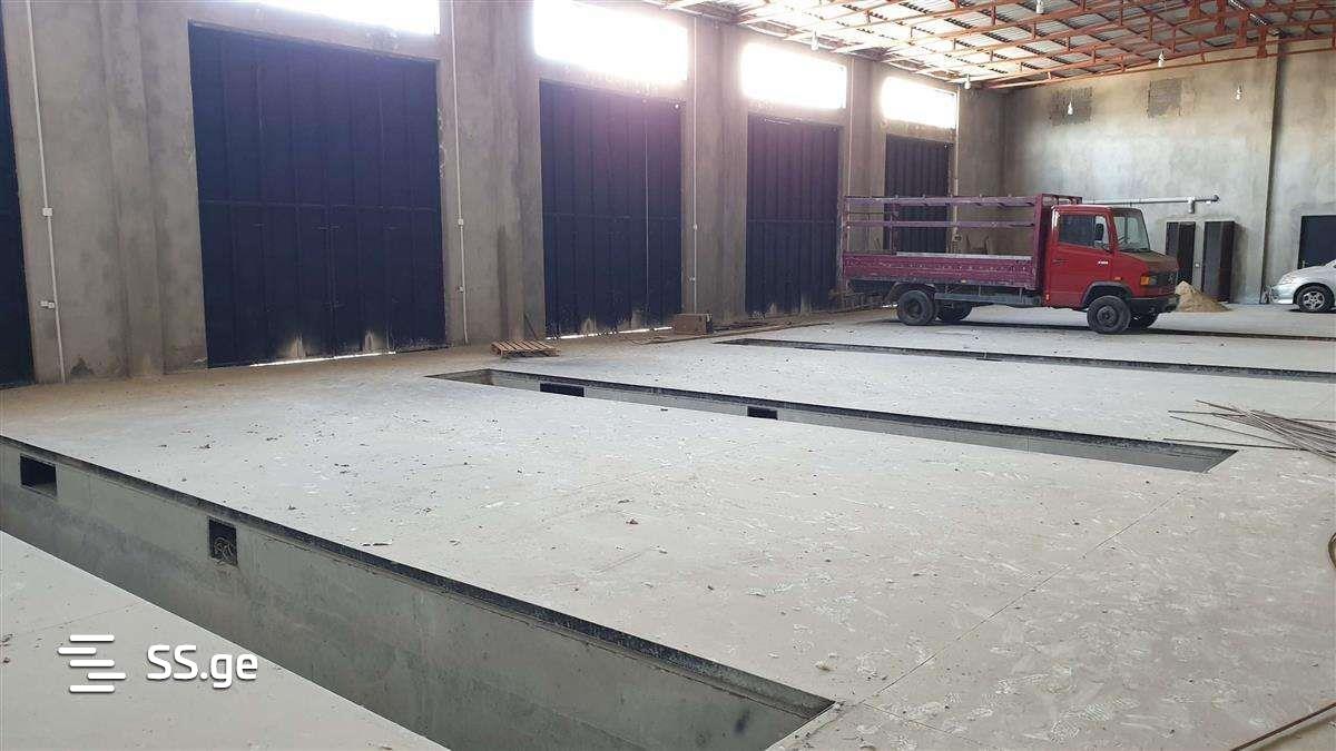 Store/Industrial Property For Rent. Samgori view 1