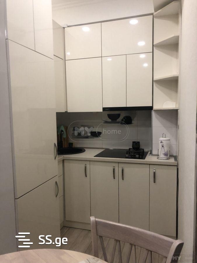 2 Room Flat Daily Rent. Gldani view 4