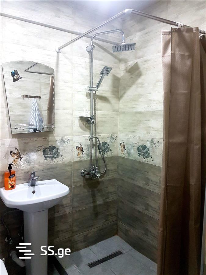 1 Room Flat Daily Rent. Digomi view 10