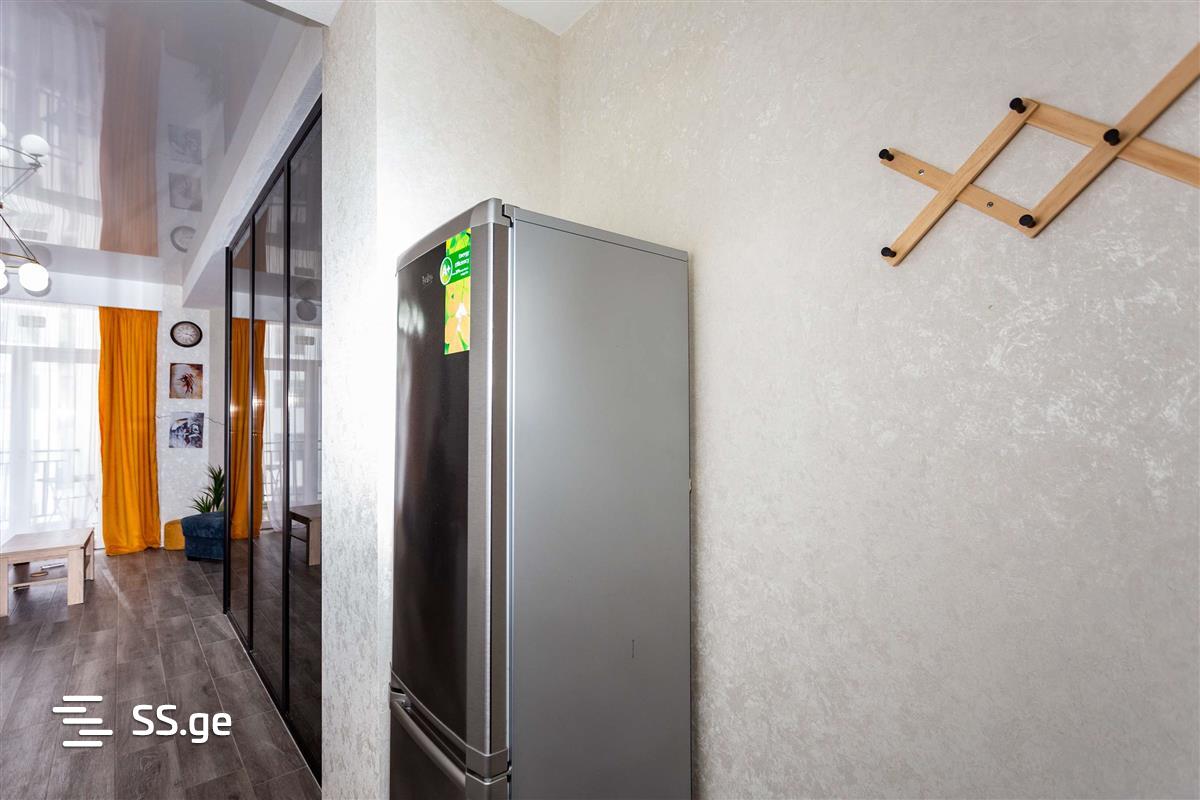 2 Room Flat Daily Rent. Gldani view 8