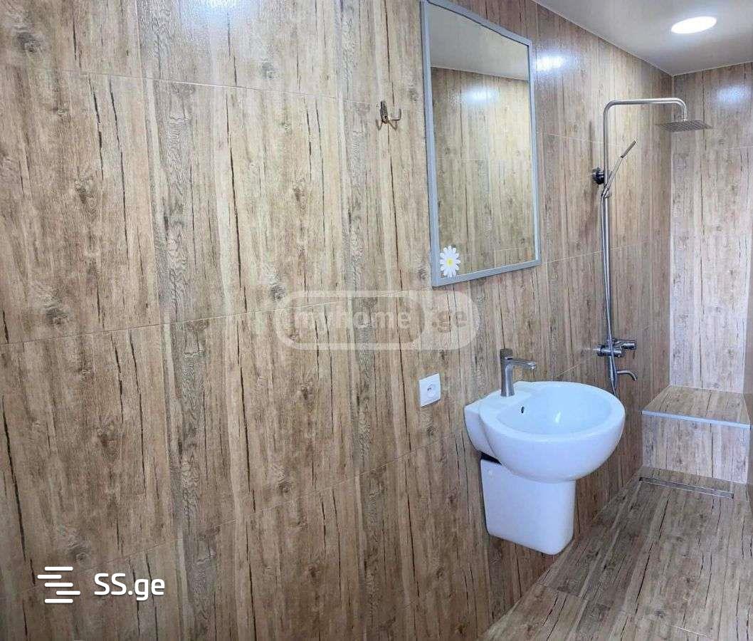 4 Room Private House Daily Rent. Gldani view 3