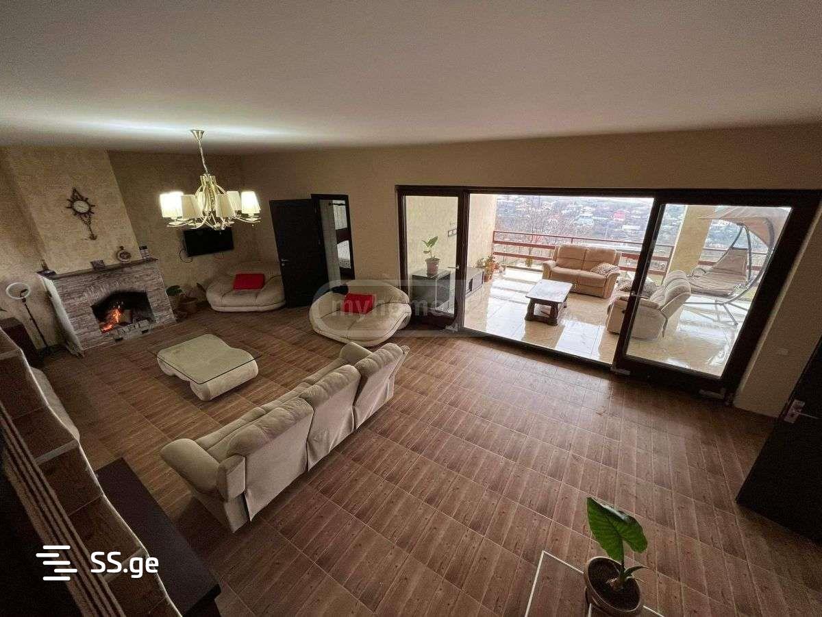 7 Room Private House For Sale view 9
