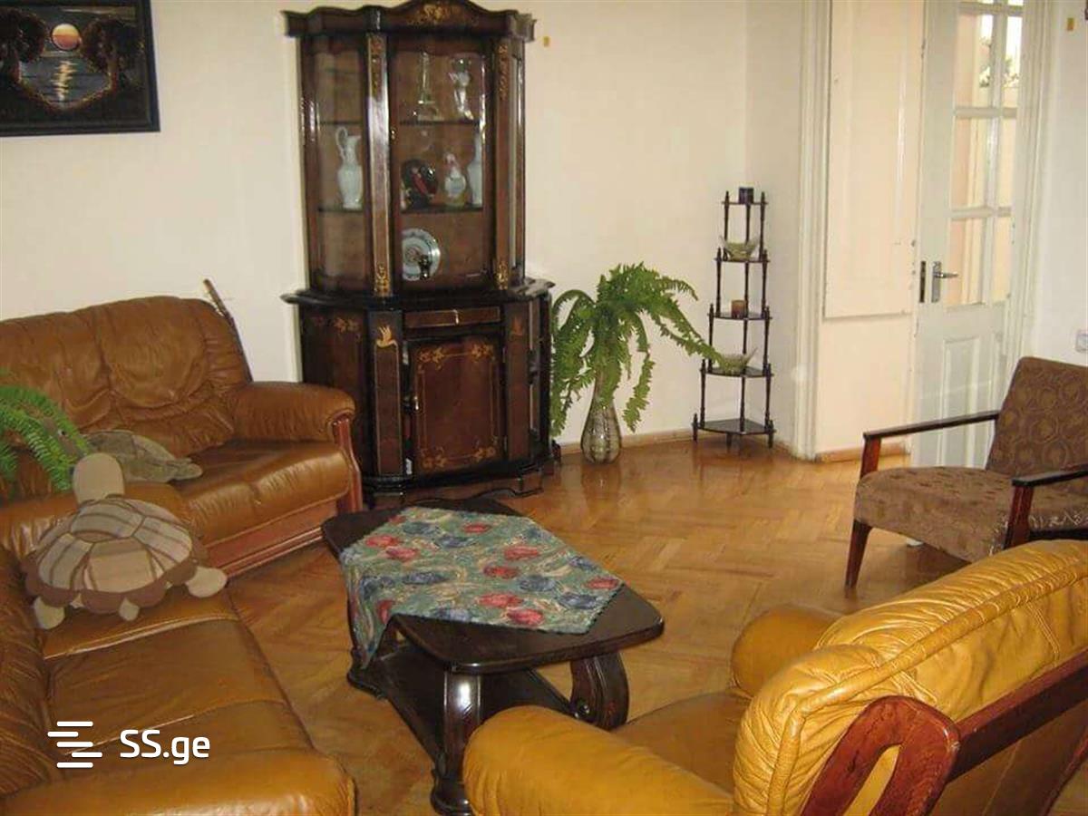 2 Room Flat Daily Rent. Mtatsminda view 6