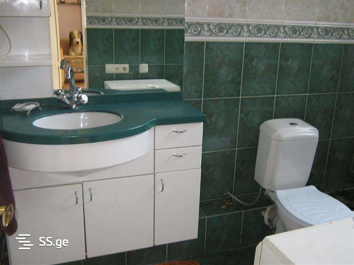 2 Room Flat Daily Rent. Mtatsminda view 2