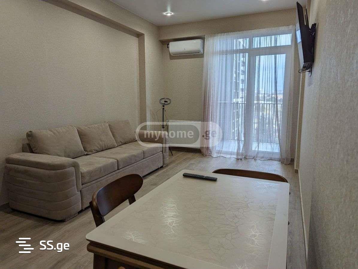 2 Room Flat Daily Rent. Isani view 7