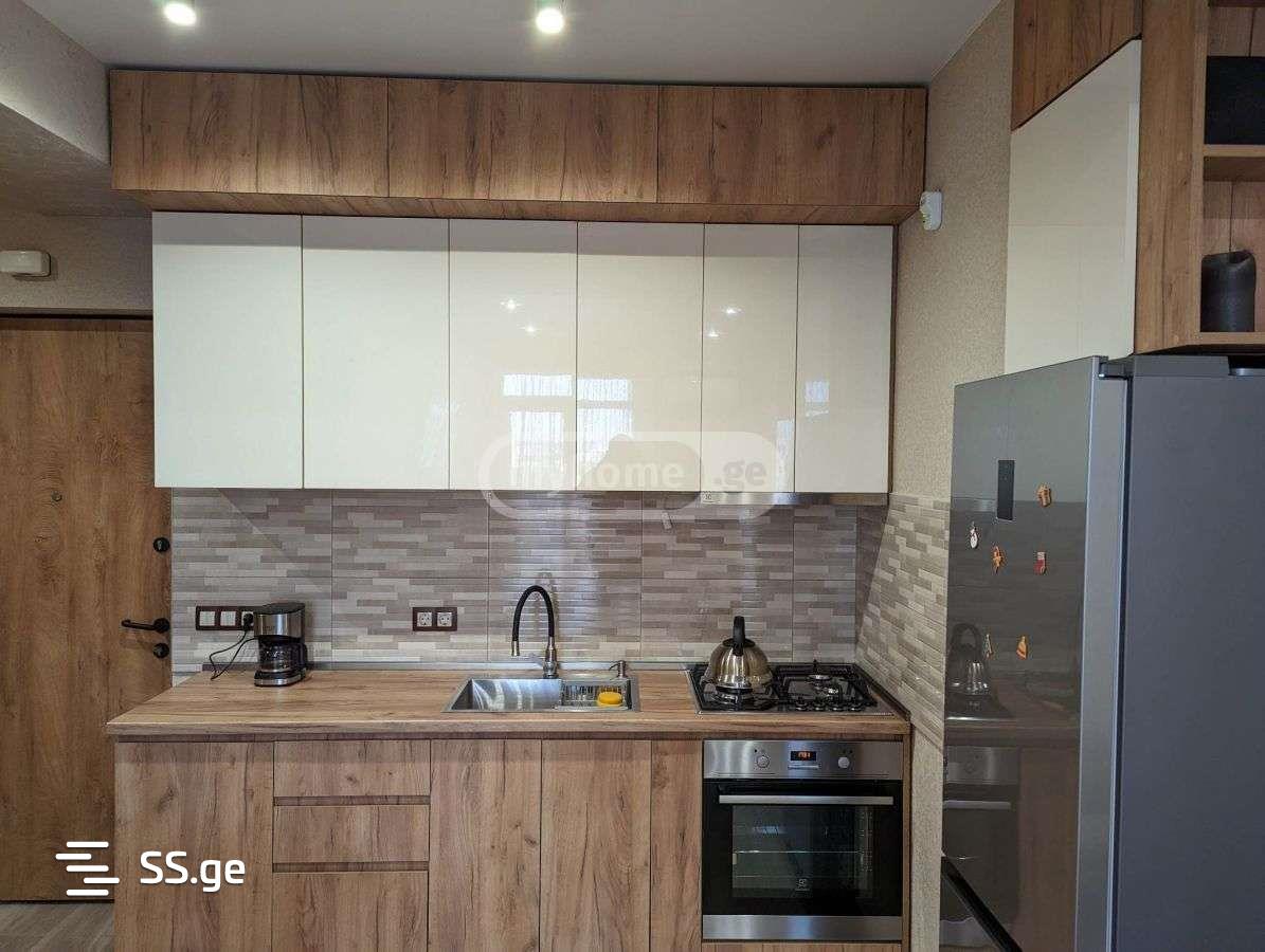 2 Room Flat Daily Rent. Isani view 5