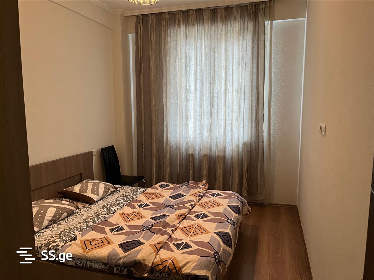 2 Room Flat Daily Rent. Didube view 9