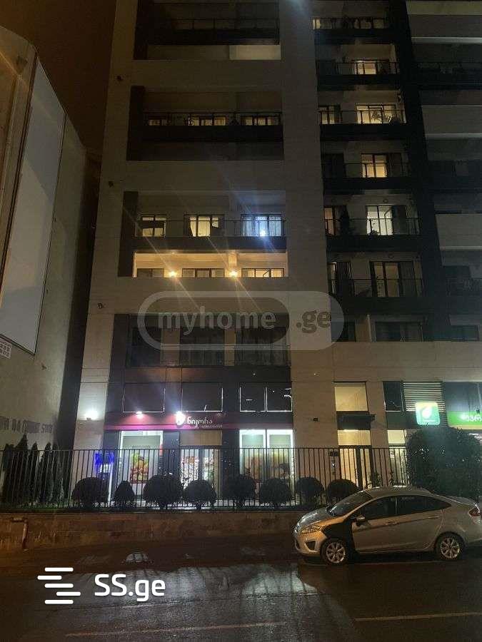 Commercial Real Estate For Rent. Vera view 1