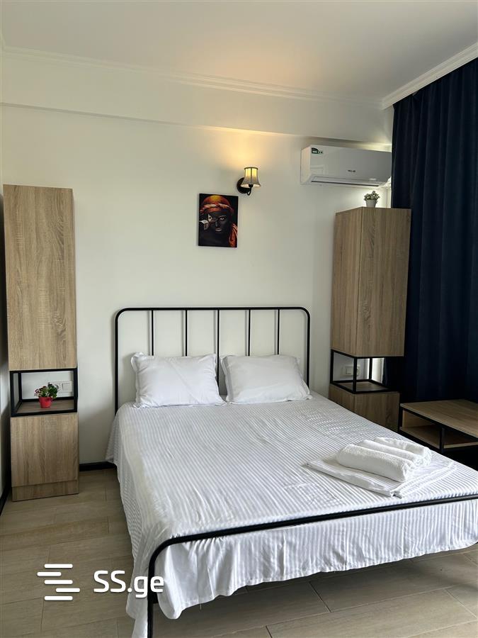 1 Room Flat Daily Rent. Gonio view 10