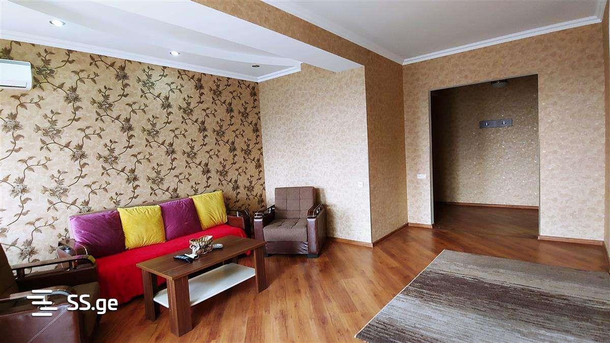3 Room Flat Daily Rent. Didube view 3