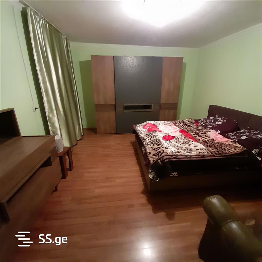 13 Room Private House Daily Rent. Mestia view 4
