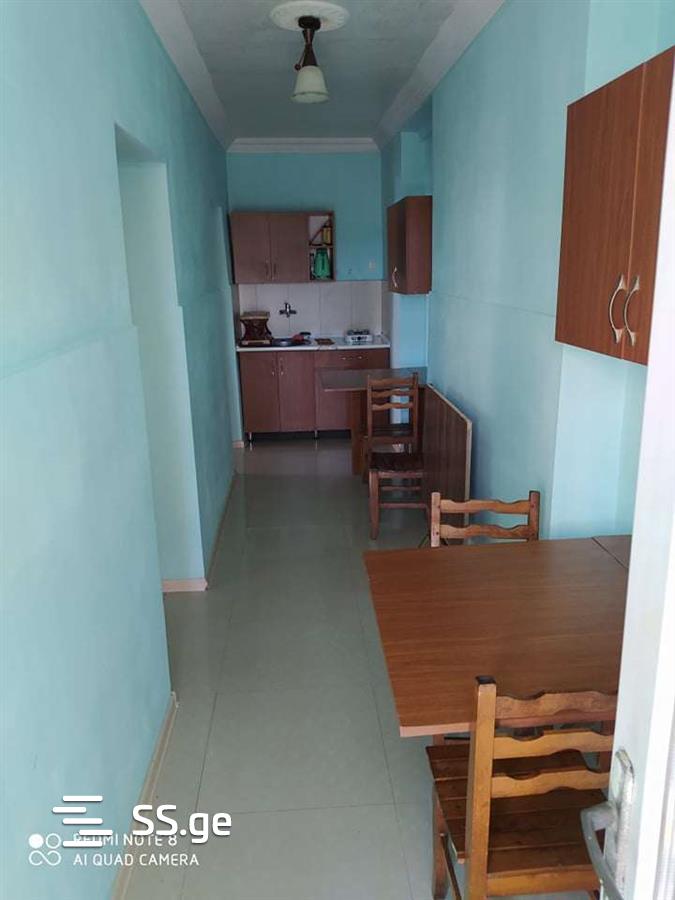 2 Room Flat Daily Rent. Ureki view 3