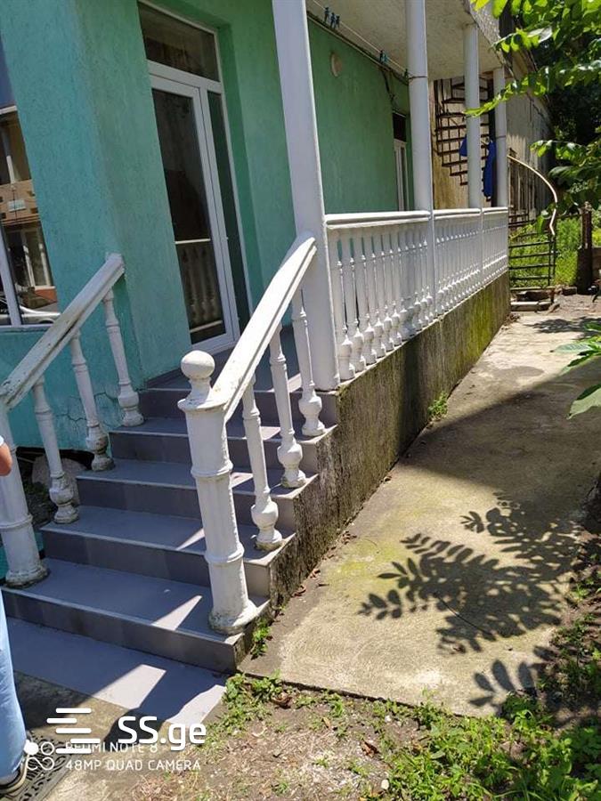 2 Room Flat Daily Rent. Ureki view 1