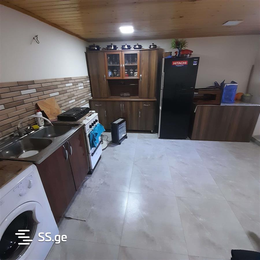 13 Room Private House Daily Rent. Mestia view 8