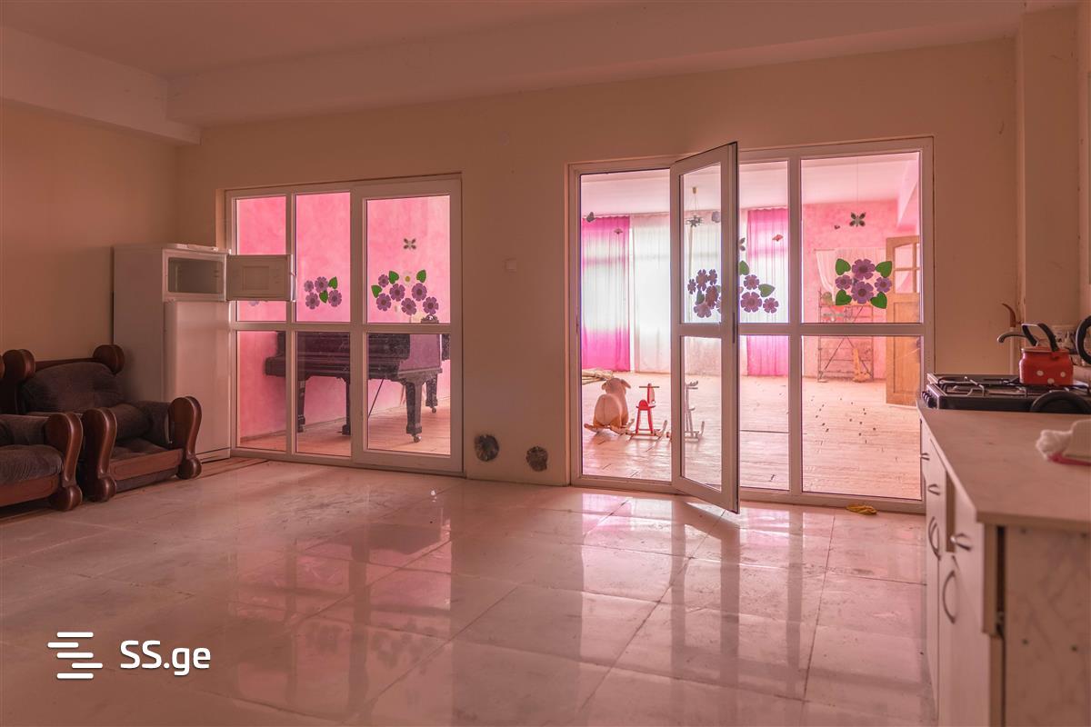 Commercial space For Sale. Vera , 212000 7065033 ss.ge