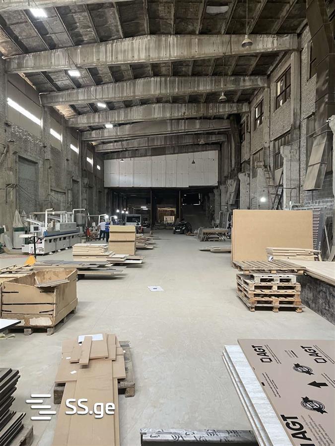 Store-Industrial Property For Rent. Didube view 1