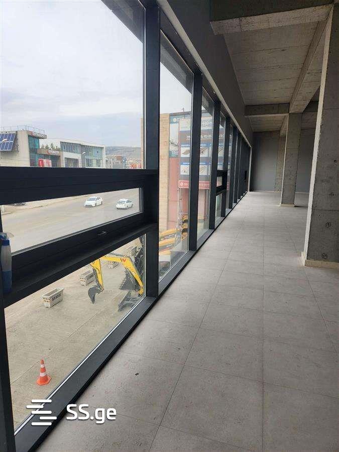 Commercial Real Estate For Rent. Digomi view 6