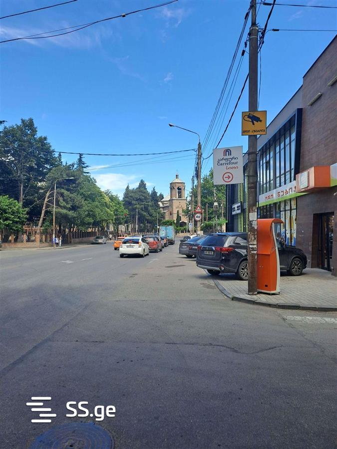 Store-Industrial Property For Sale. Isani view 3