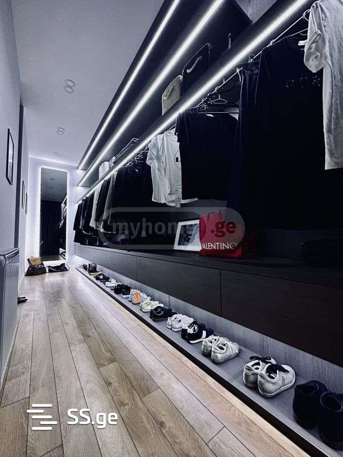 8 Room Private House For Sale view 8
