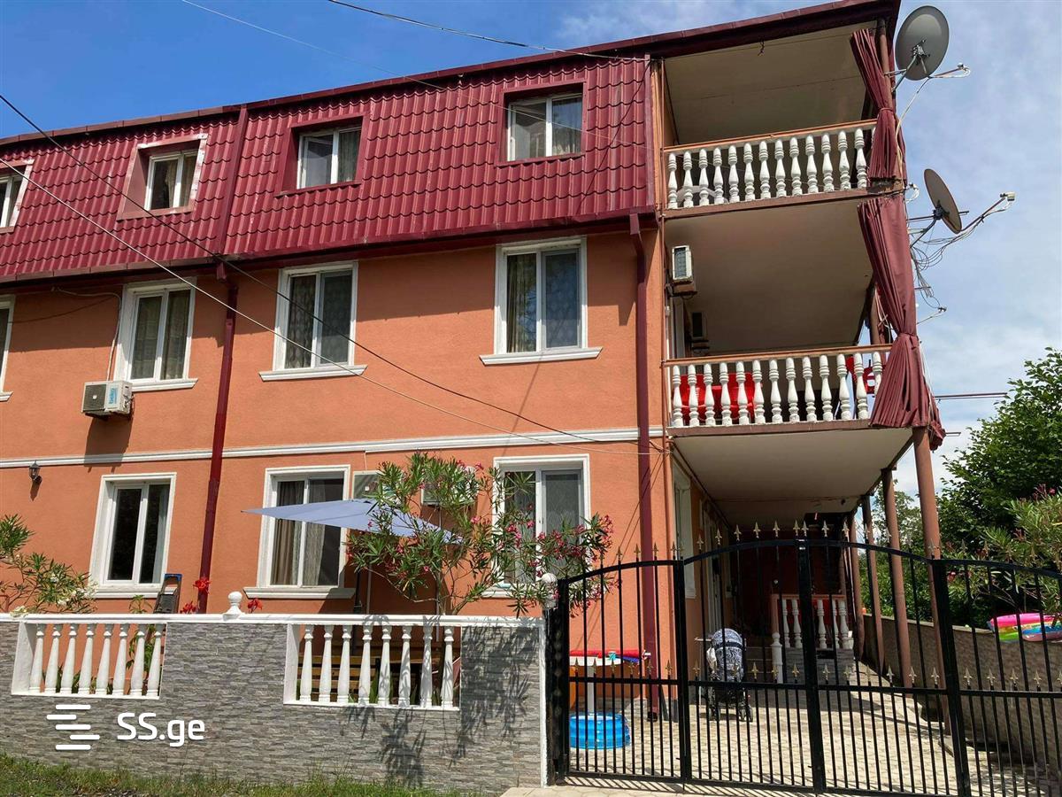 2 Room Private House Daily Rent. Ureki view 6