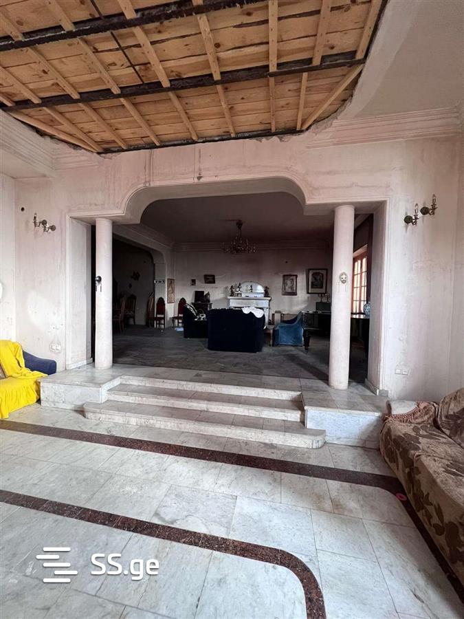 16 Room Private House For Sale view 10
