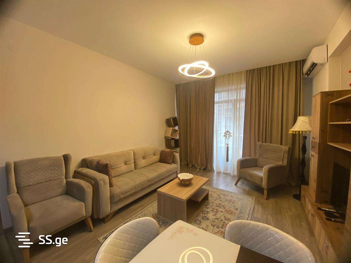 2 Room Flat Daily Rent. Saburtalo, 1 of 9