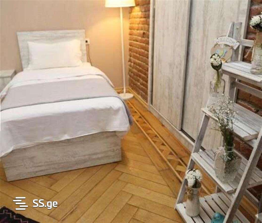 5 Room Flat For Sale view 2