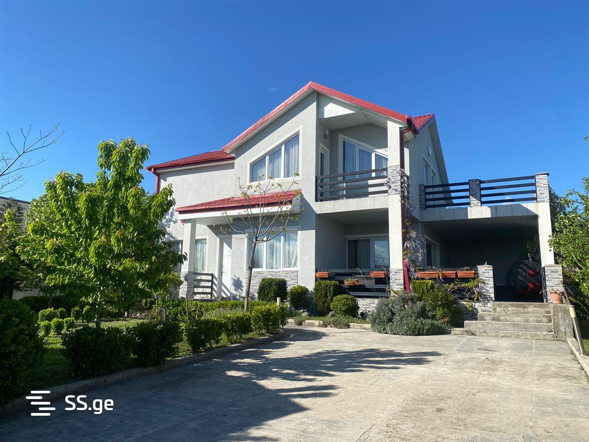 4 Room Private House Daily Rent. Bazaleti view 3