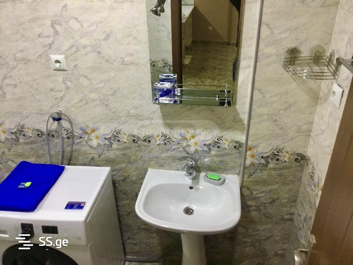 2 Room Flat Daily Rent. Varketili view 11