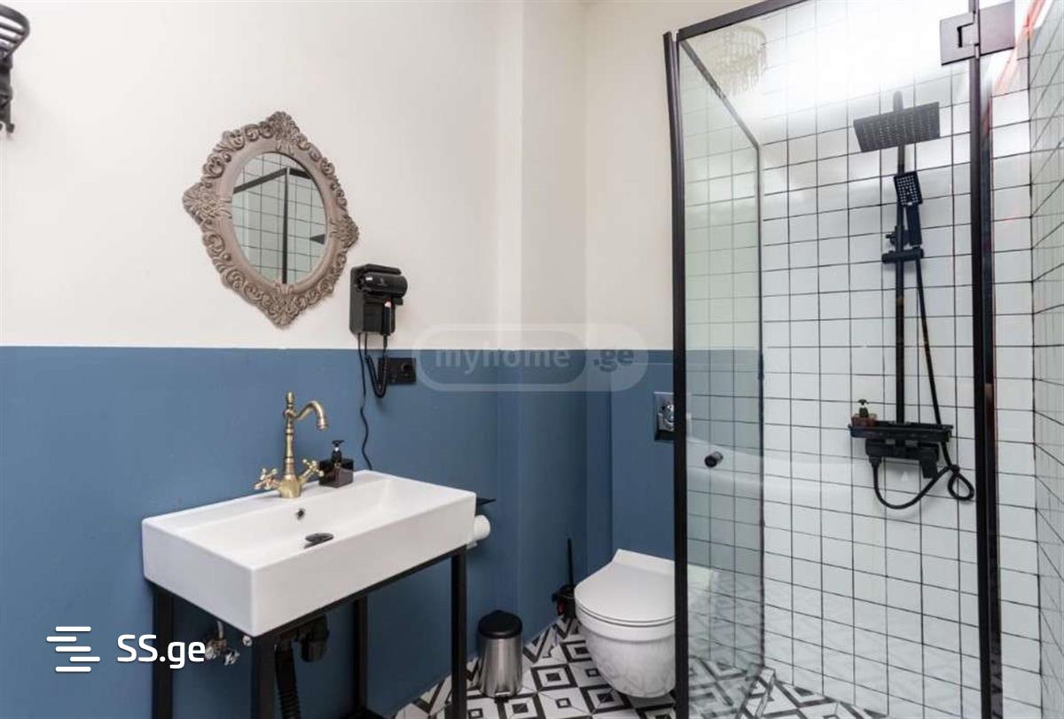 10 Room Hotel For Sale view 8