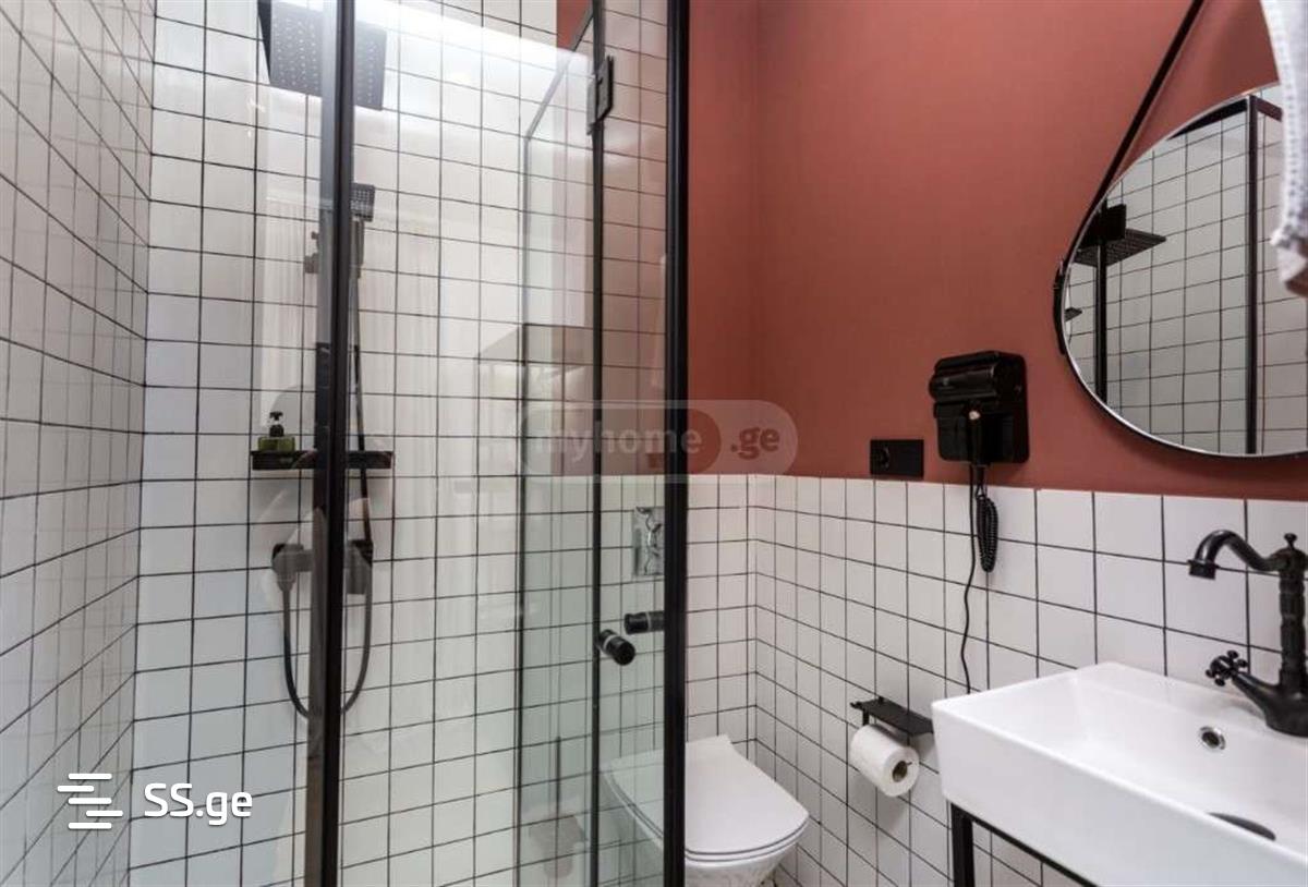 10 Room Hotel For Sale view 11