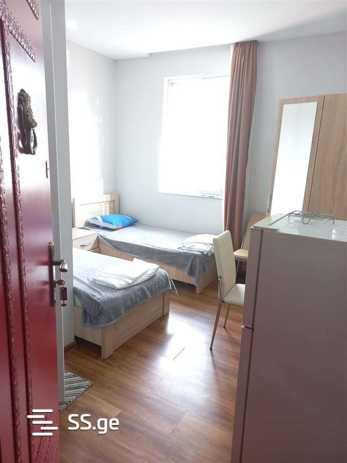 1 Room Flat Daily Rent. Batumi view 5