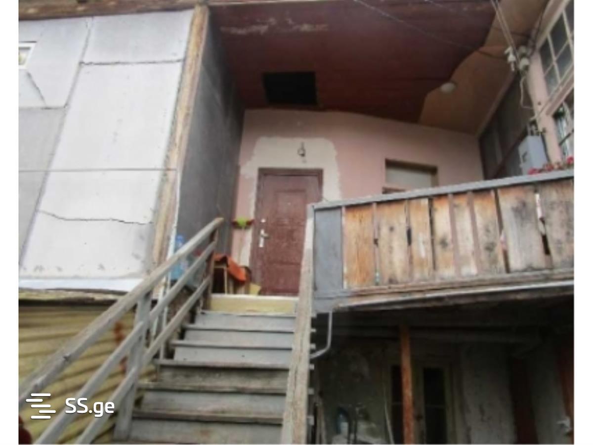 3 Room Flat For Sale view 1