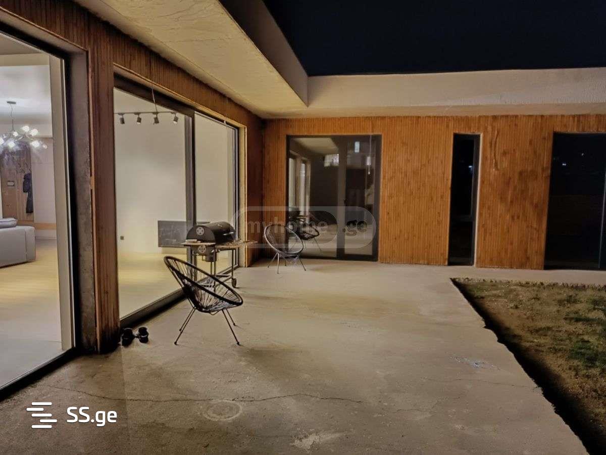 4 Room Summer Cottage For Sale, 2 of 4