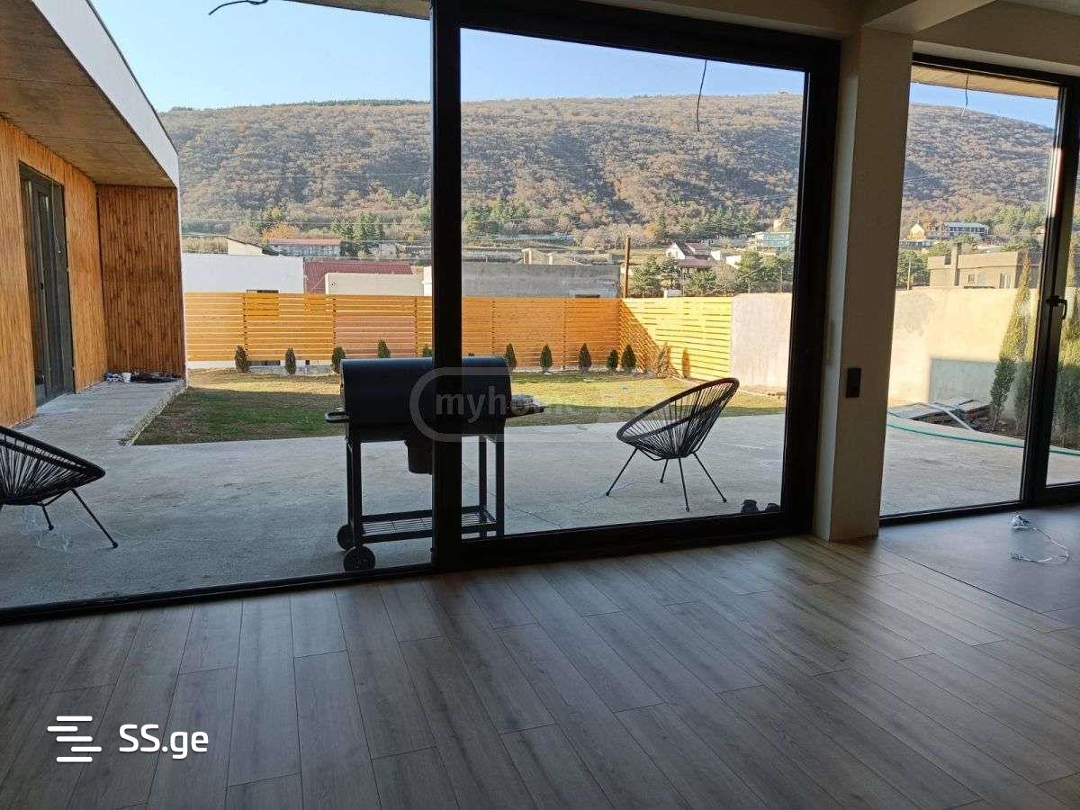 4 Room Summer Cottage For Sale, 1 of 4