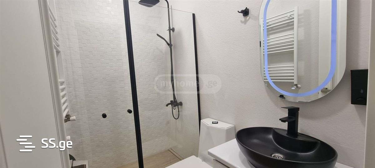 7 Room Private House For Sale view 11