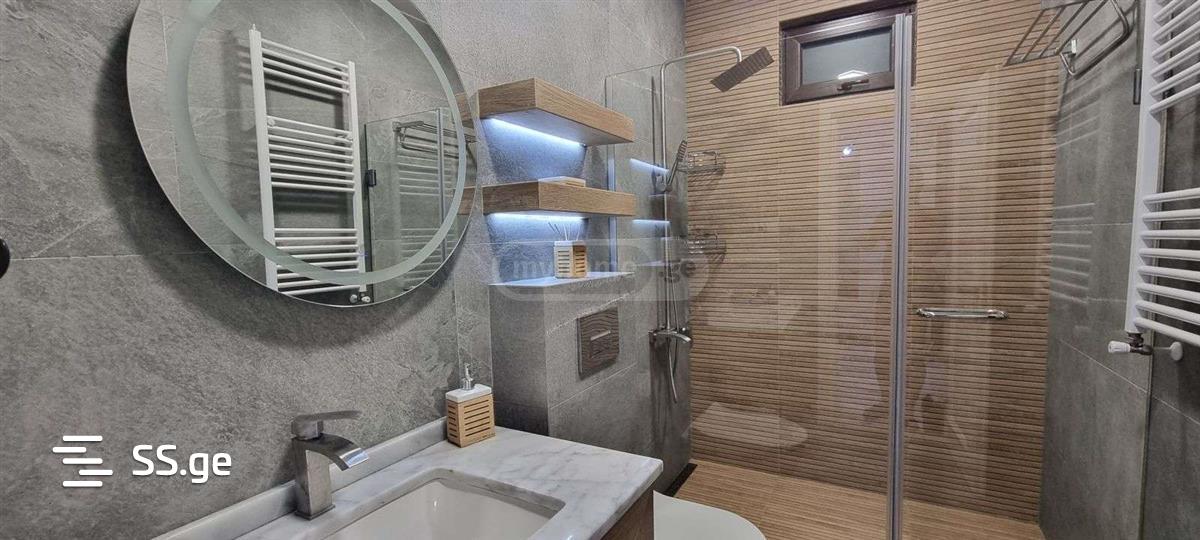 7 Room Private House For Sale view 10