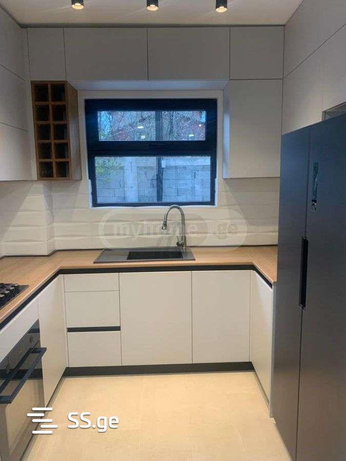 7 Room Private House For Sale view 10