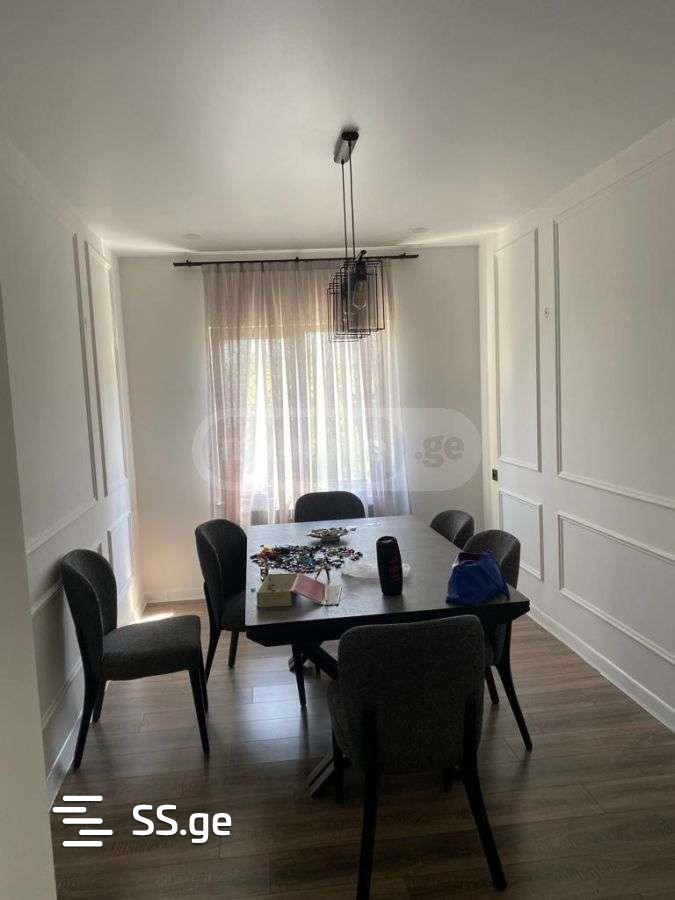 7 Room Private House For Sale view 6