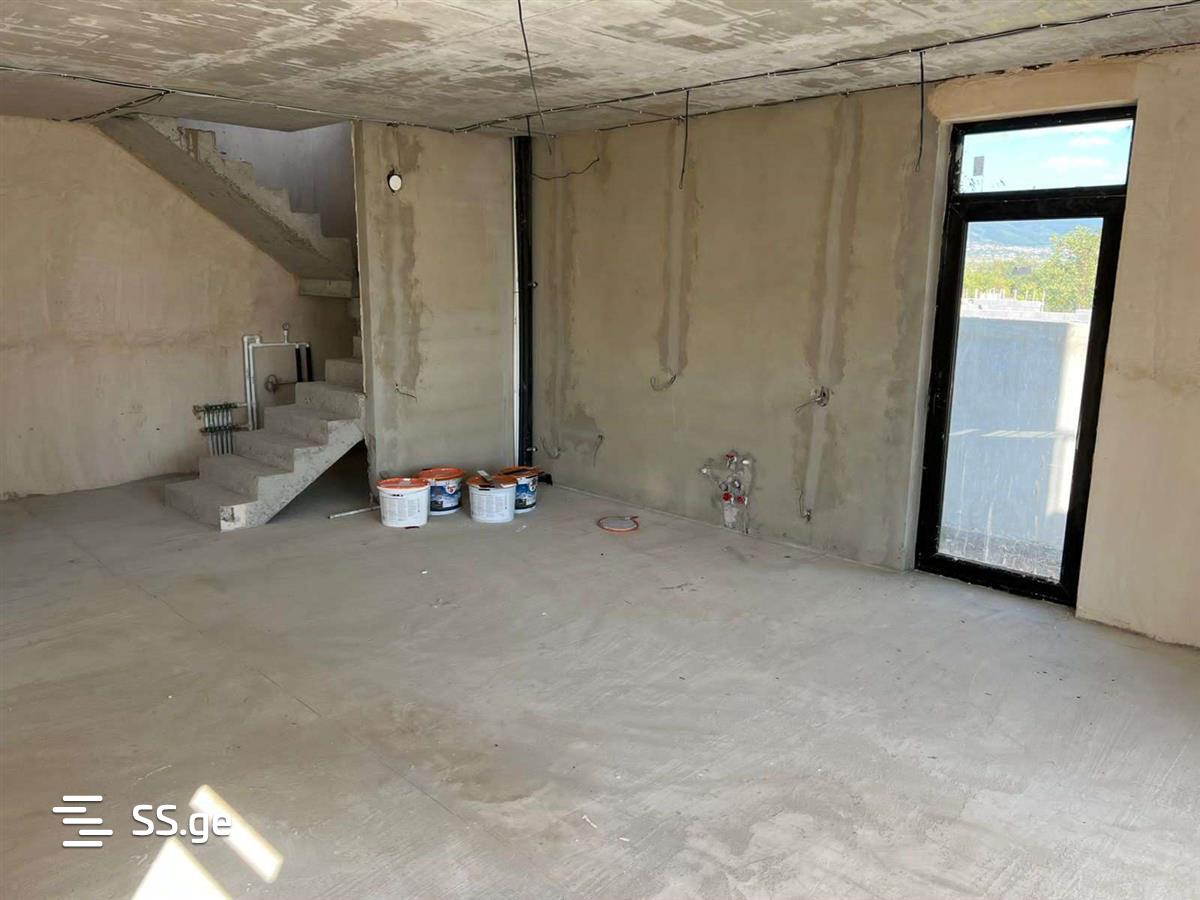 5 Room Private House For Sale view 6