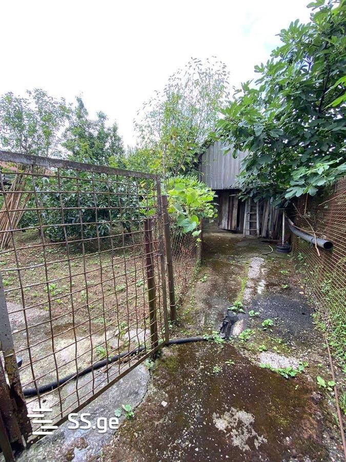 8 Room Private House For Sale view 1