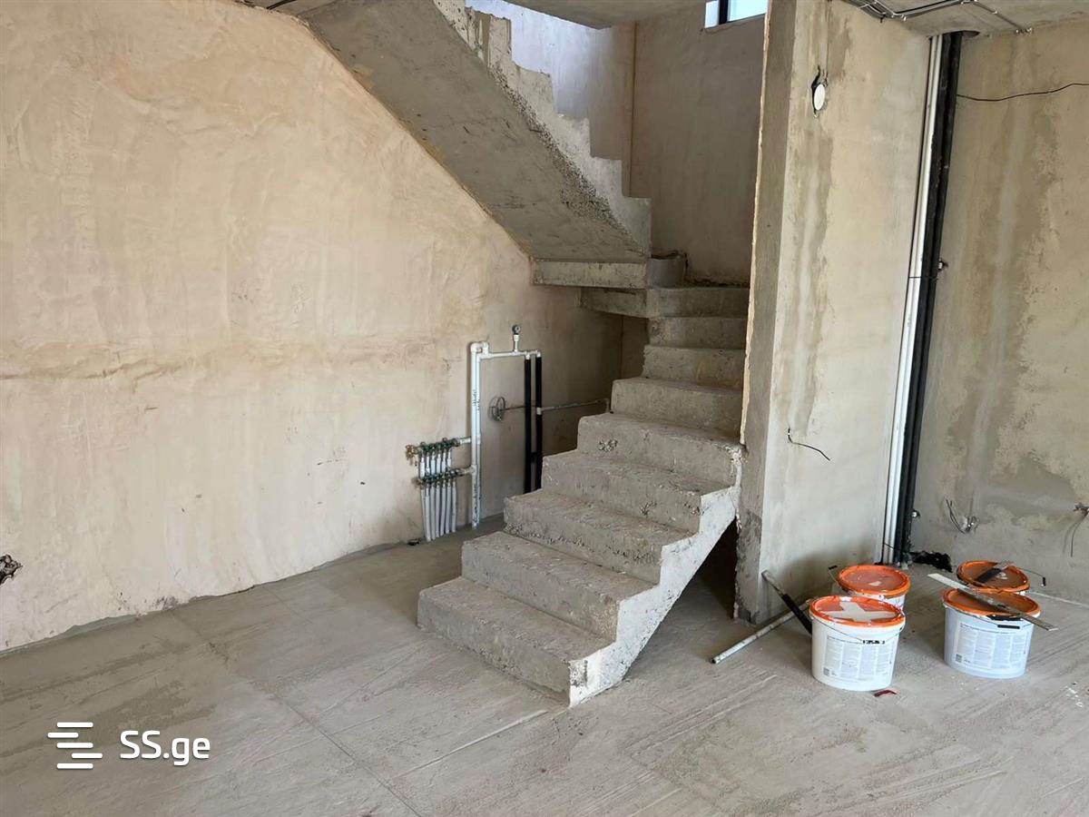 5 Room Private House For Sale view 10