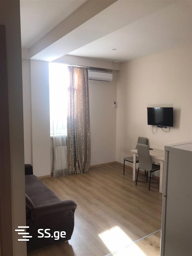 2 Room Flat Daily Rent. Digomi view 3