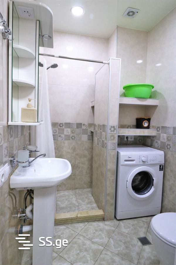 2 Room Flat Daily Rent. Isani view 12