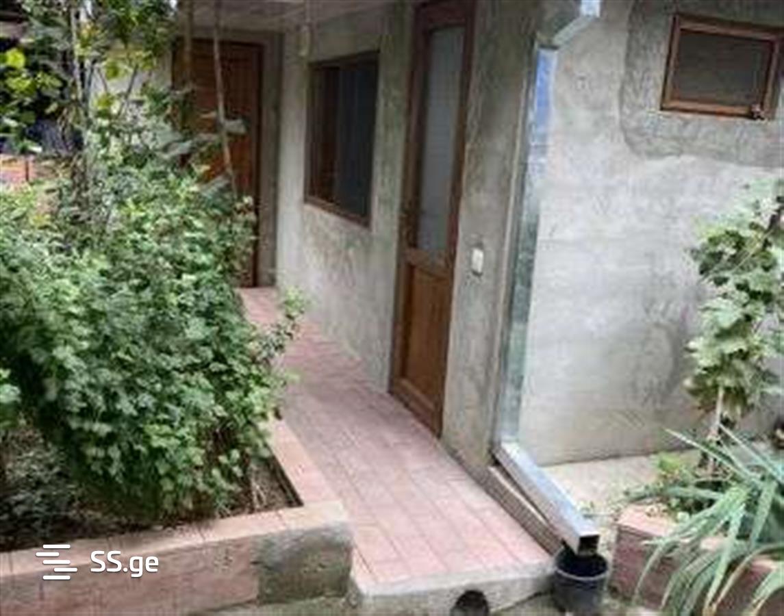 3 Room Private House For Rent. Chugureti view 9