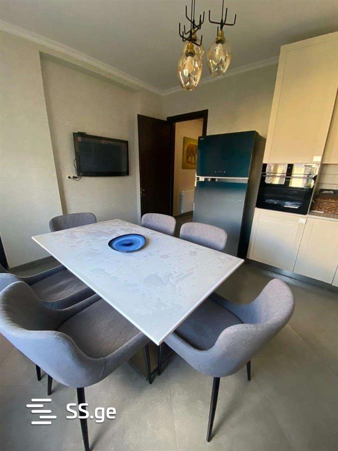 7 Room Private House For Sale view 10