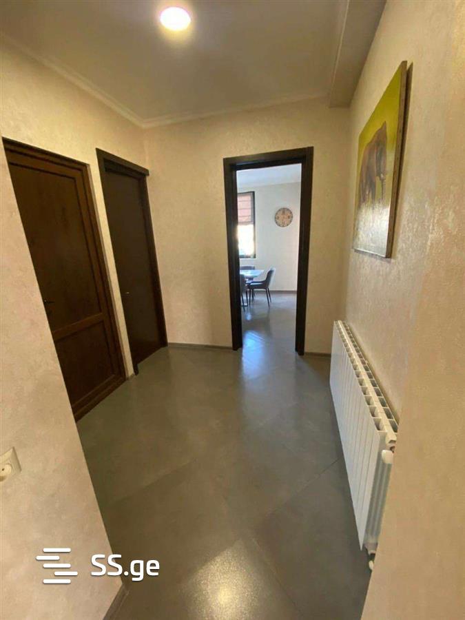 7 Room Private House For Sale view 11